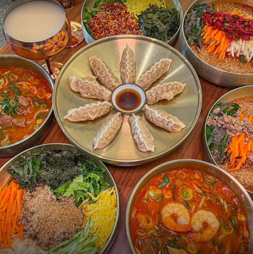 반월당 맛집 - 부자면 본점의 얼큰 새우 국수로 새우 고추기름의 진한 맛을 느껴보세요!